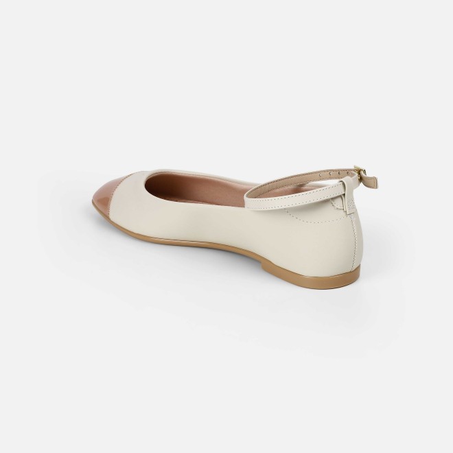 Mochi Women Peach Casual Ballerinas (SKU: 31-1091-80-37)
