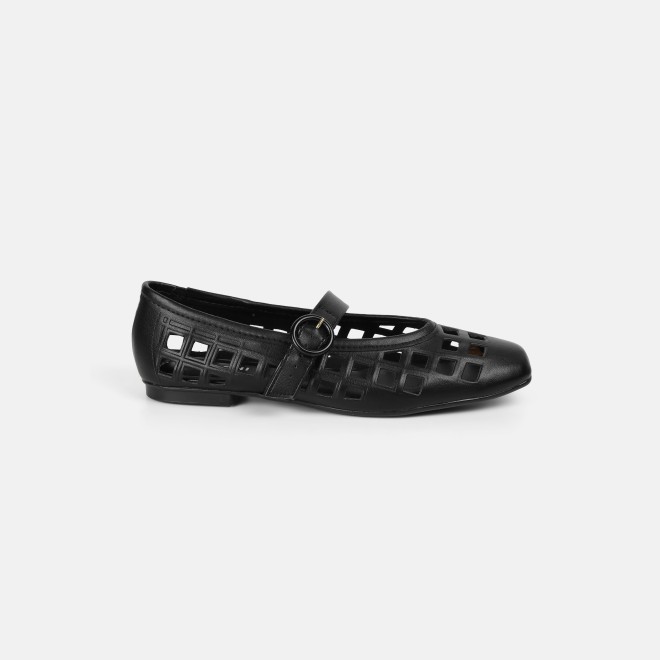 Mochi Women Black Casual Ballerinas (SKU: 31-1092-11-37)