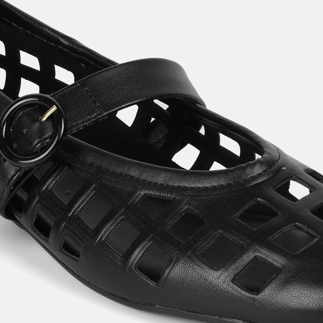 Mochi Women Black Casual Ballerinas (SKU: 31-1092-11-37)