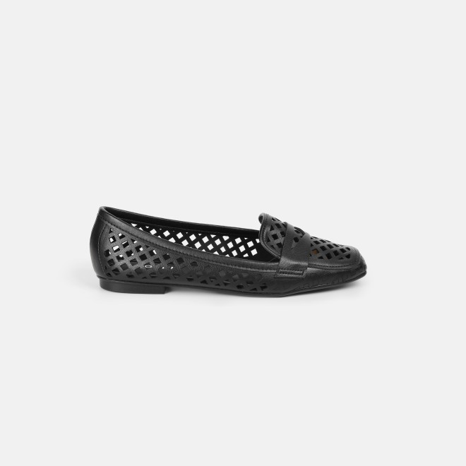 Mochi Women Black Casual Ballerinas (SKU: 31-1093-11-37)