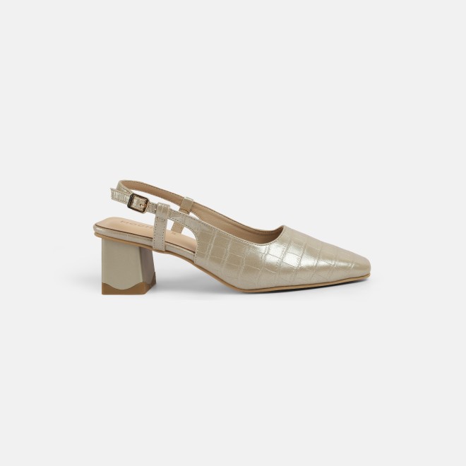 Mochi Women Gold Formal Sandals (SKU: 31-1106-15-36)