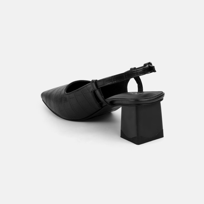 Mochi Women Black Formal Sandals (SKU: 31-1106-11-37)