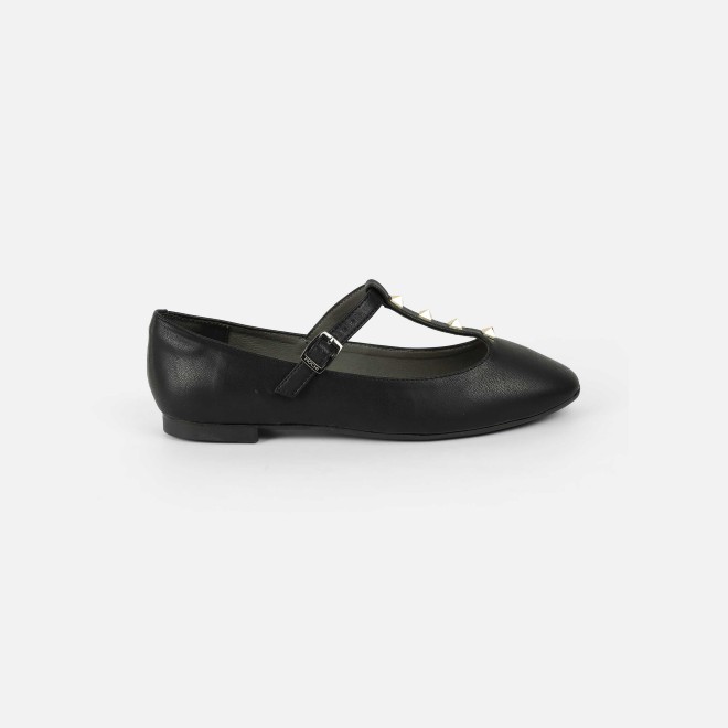 Mochi Women Black Casual Ballerinas (SKU: 31-1116-11-36)