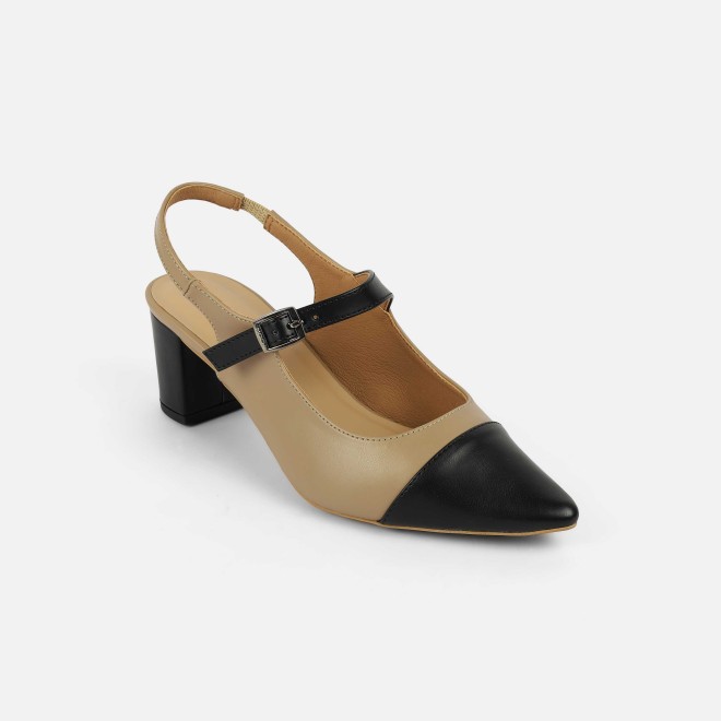 Mochi Women Black Formal Sandals (SKU: 31-1131-11-36)