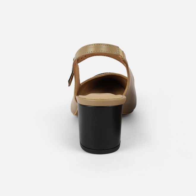 Mochi Women Black Formal Sandals (SKU: 31-1131-11-36)