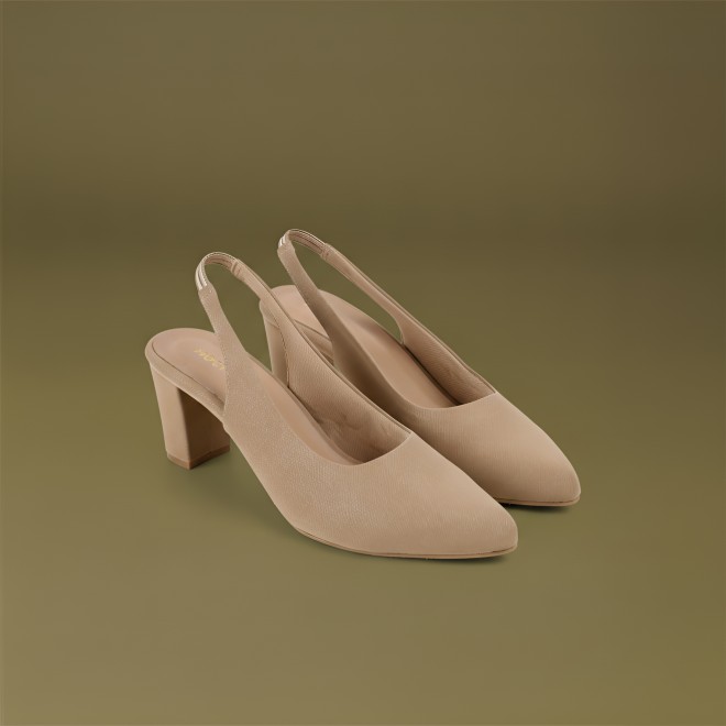 Mochi Women Gold Casual Sandals