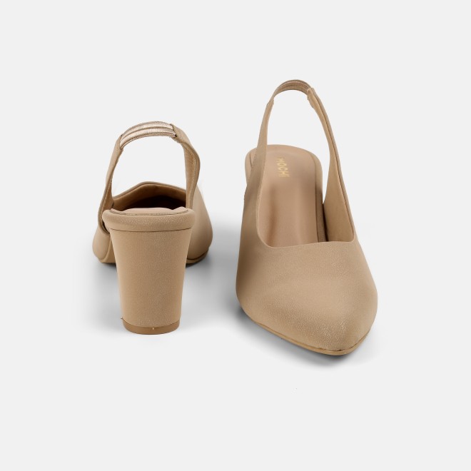 Mochi Women Gold Casual Sandals (SKU: 31-1139-15-37)