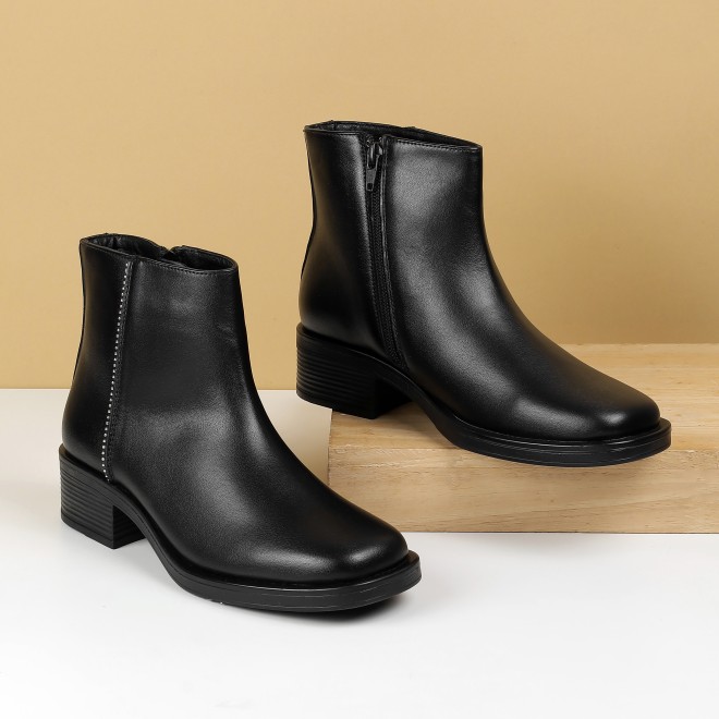 Women Black Casual Boots