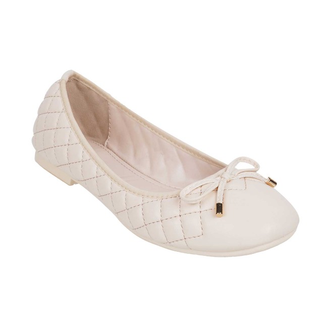 Mochi Women Off-White Casual Ballerinas (SKU: 31-123-66-36)