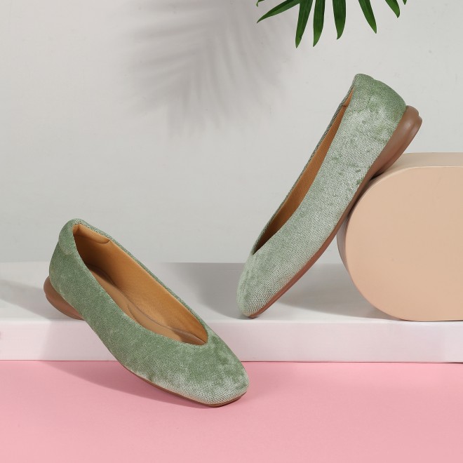 Mochi Women Light-green Casual Ballerinas