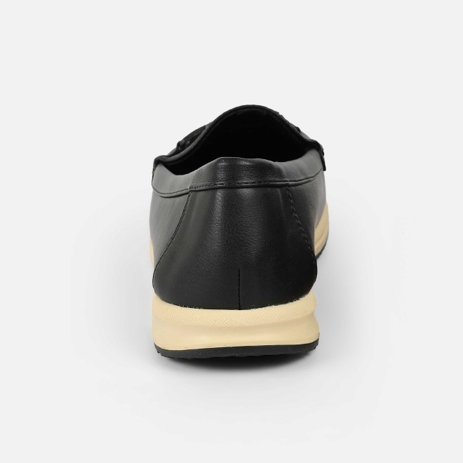 Mochi Women Black Casual Loafers (SKU: 31-1243-11-36)