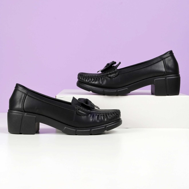 Mochi Women Black Casual Loafers