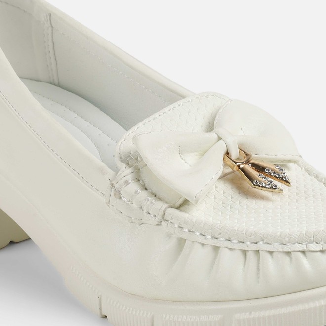 Mochi Women White Casual Loafers (SKU: 31-1246-16-36)