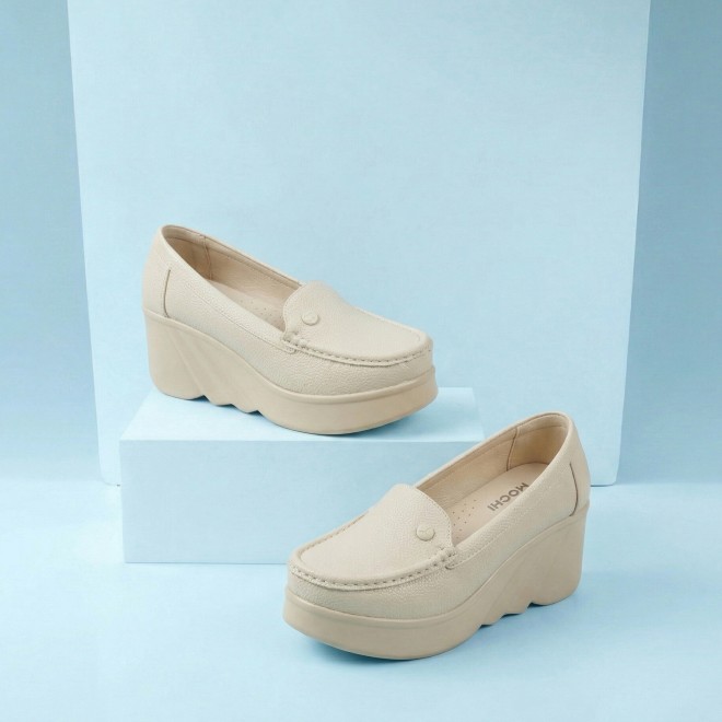 Mochi Women Beige Casual Loafers (SKU: 31-1313-20-36)