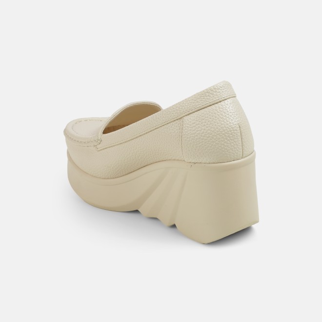 Mochi Women Beige Casual Loafers (SKU: 31-1313-20-36)