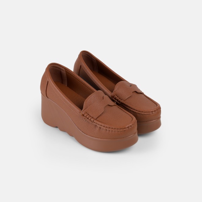 Mochi Women Tan Casual Loafers (SKU: 31-1314-23-36)
