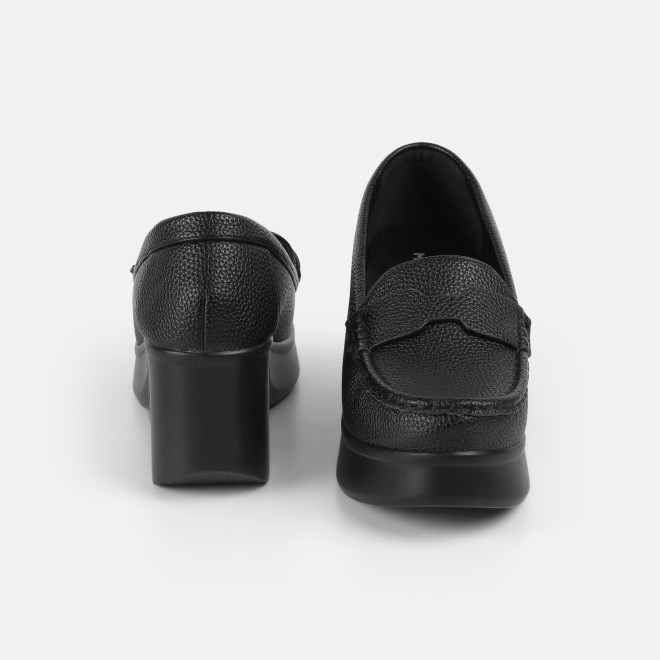 Mochi Women Black Casual Loafers (SKU: 31-1314-11-36)