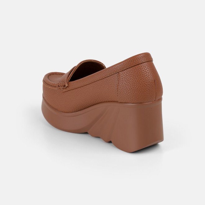 Mochi Women Tan Casual Loafers (SKU: 31-1314-23-36)