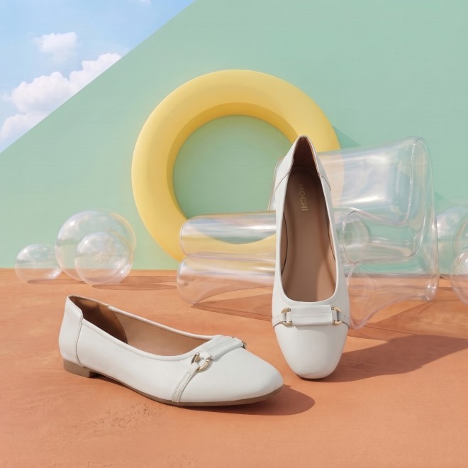 Mochi Women White Casual Ballerinas (SKU: 31-1331-16-36)