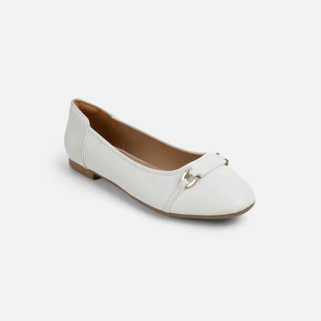 Mochi Women White Casual Ballerinas (SKU: 31-1331-16-36)