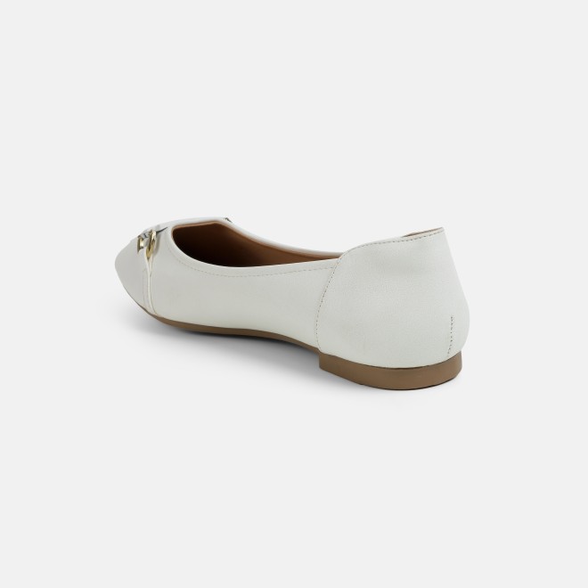 Mochi Women White Casual Ballerinas (SKU: 31-1331-16-36)