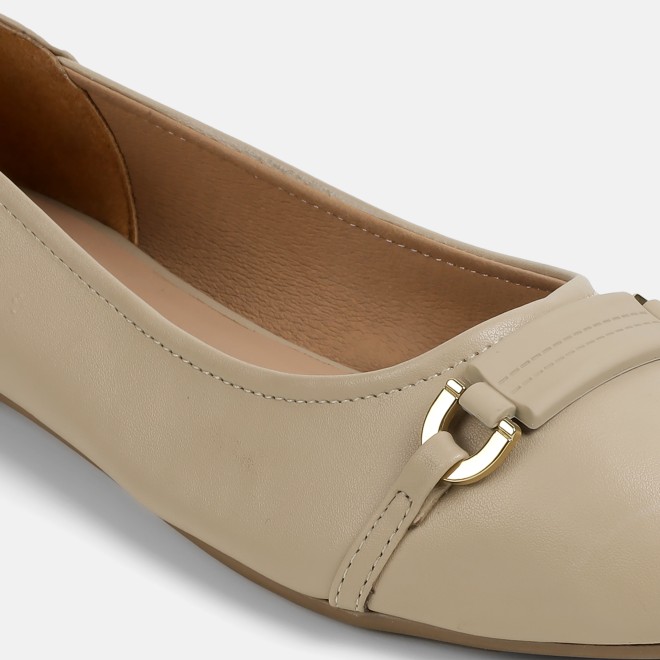 Mochi Women Beige Casual Ballerinas (SKU: 31-1331-20-36)