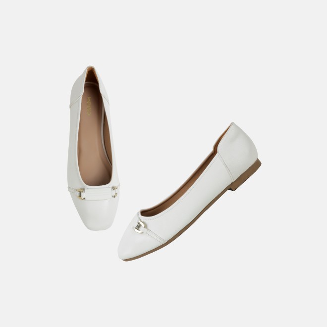 Mochi Women White Casual Ballerinas (SKU: 31-1331-16-36)