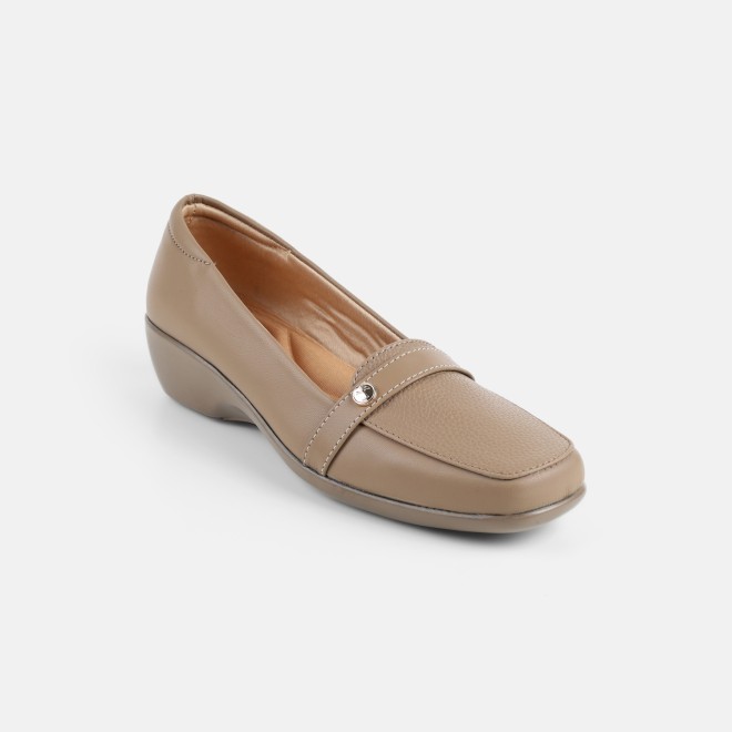 Mochi Women Beige Casual Ballerinas (SKU: 31-1345-20-36)