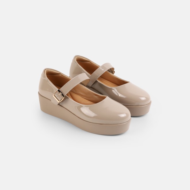 Mochi Women Beige Casual Ballerinas (SKU: 31-1489-20-36)