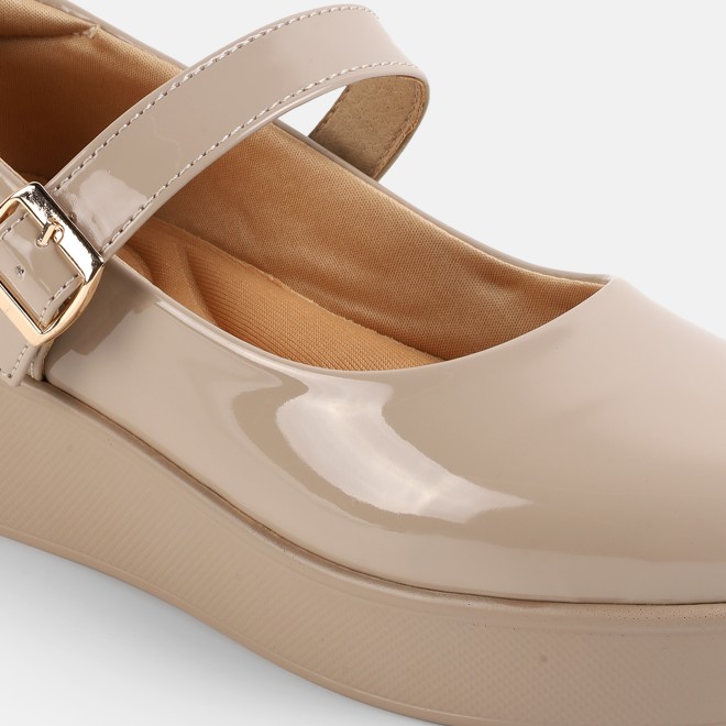 Mochi Women Beige Casual Ballerinas (SKU: 31-1489-20-36)