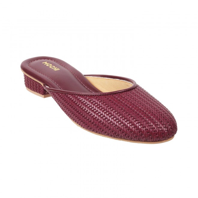 Mochi Women Maroon Ethnic Sandals (SKU: 31-250-44-36)
