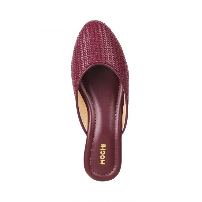 Mochi Women Maroon Ethnic Sandals (SKU: 31-250-44-36)