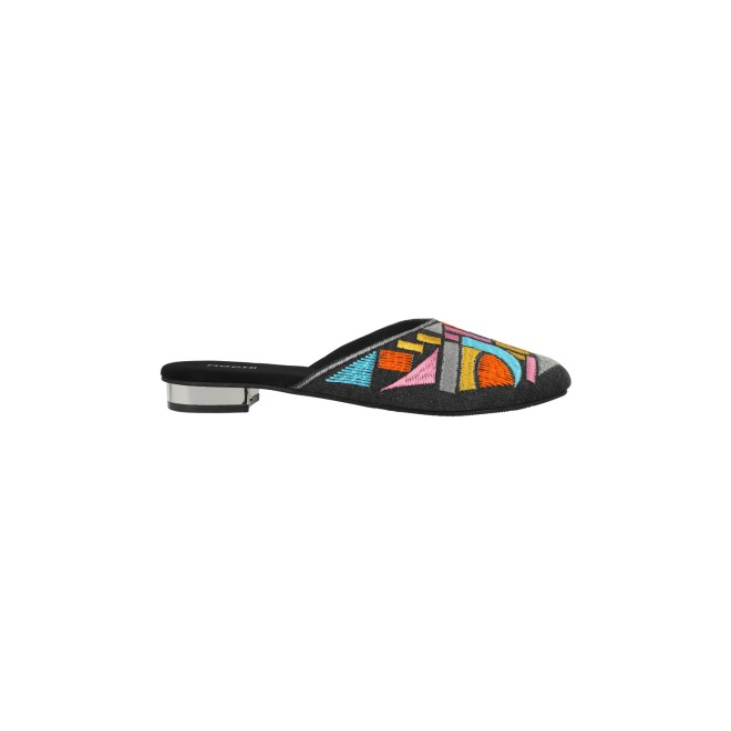 Mochi Women Black Casual Clogs (SKU: 31-359-11-39)