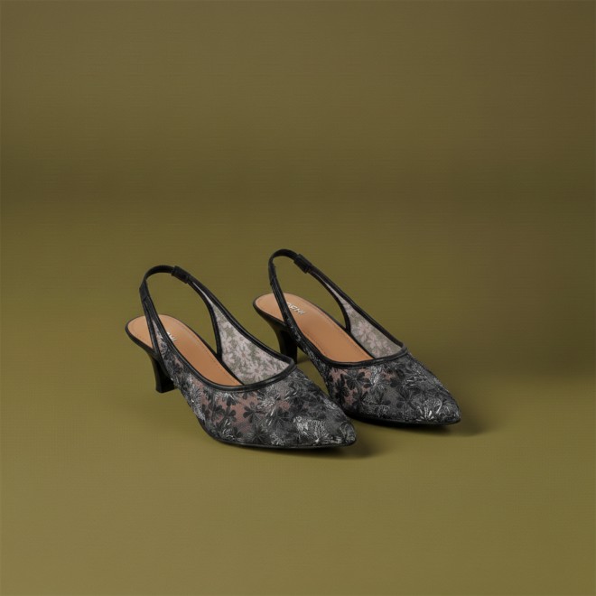 Mochi Women Black Casual Sandals