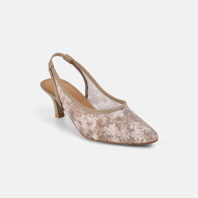 Mochi Women Beige Casual Sandals (SKU: 31-438-20-40)