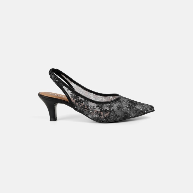 Mochi Women Black Casual Sandals (SKU: 31-438-11-36)