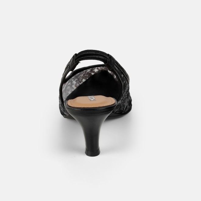Mochi Women Black Casual Sandals (SKU: 31-438-11-36)