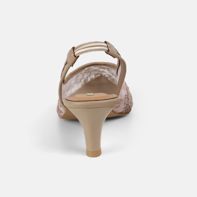 Mochi Women Beige Casual Sandals (SKU: 31-438-20-40)