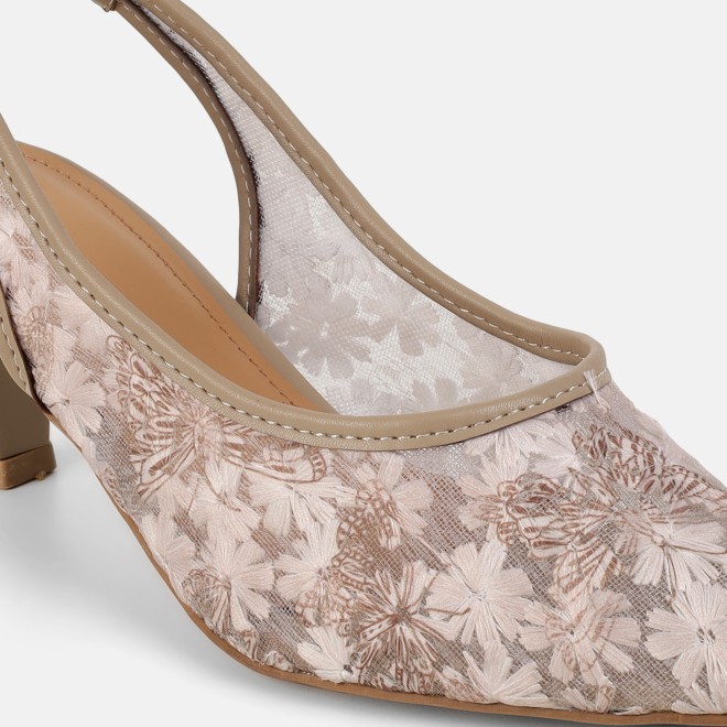Mochi Women Beige Casual Sandals (SKU: 31-438-20-40)