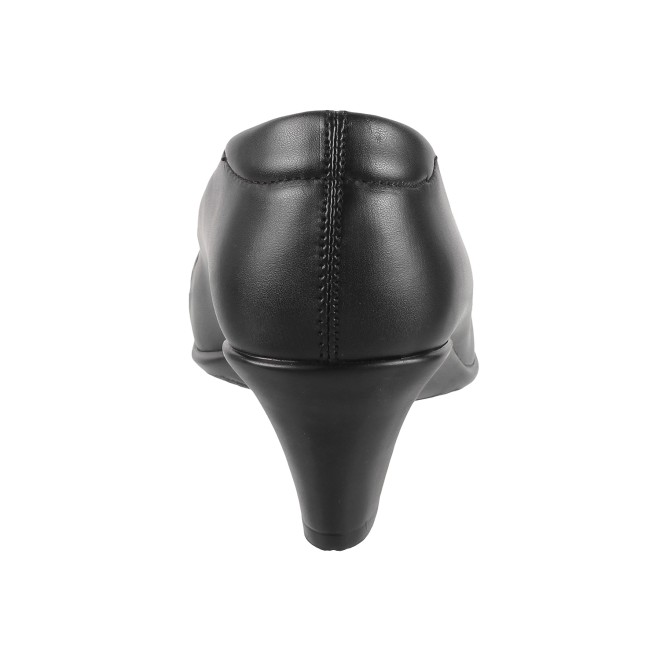 Mochi Women Black Formal Pumps (SKU: 31-5136-11-36)