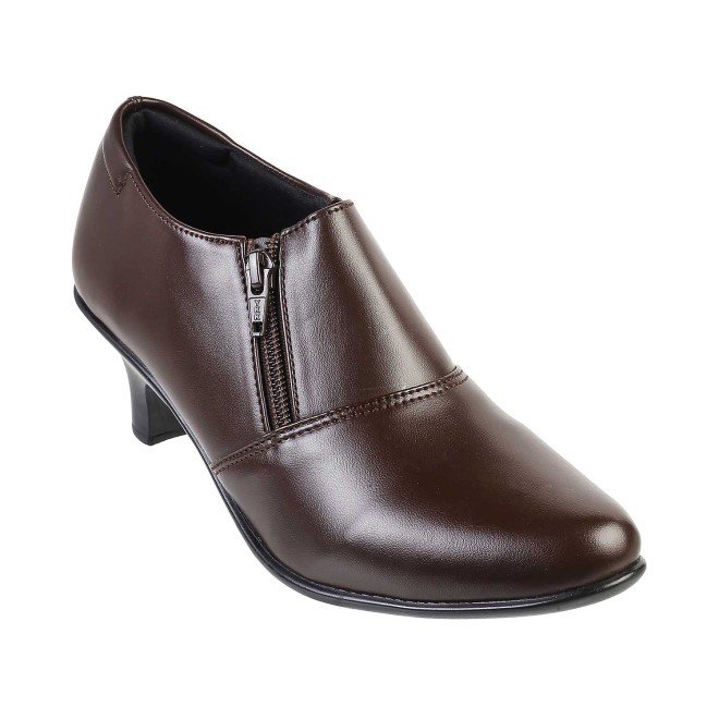 Mochi Women Brown Formal Pumps (SKU: 31-5144-12-36)