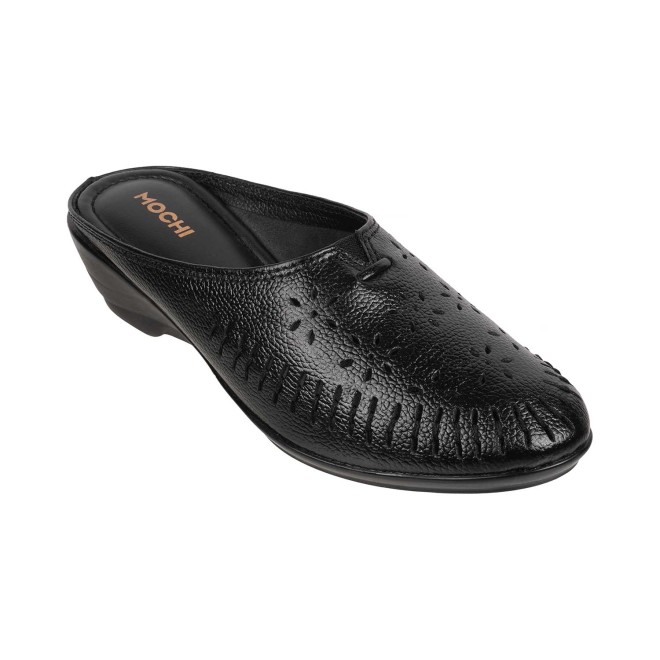 Mochi Women Black Casual Clogs (SKU: 31-62-11-36)