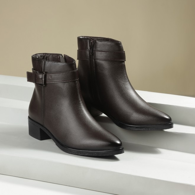 Mochi Women Brown Party Boots