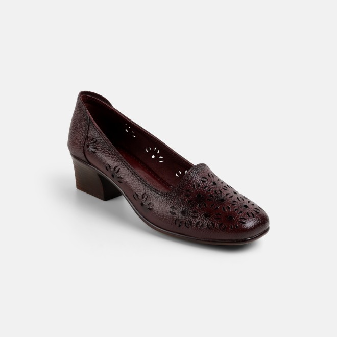 Mochi Women Maroon Formal Pumps (SKU: 31-753-44-37)