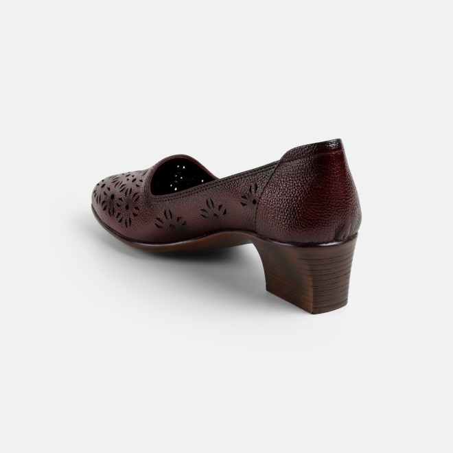 Mochi Women Maroon Formal Pumps (SKU: 31-753-44-37)