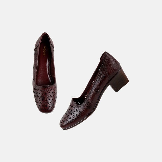 Mochi Women Maroon Formal Pumps (SKU: 31-753-44-37)