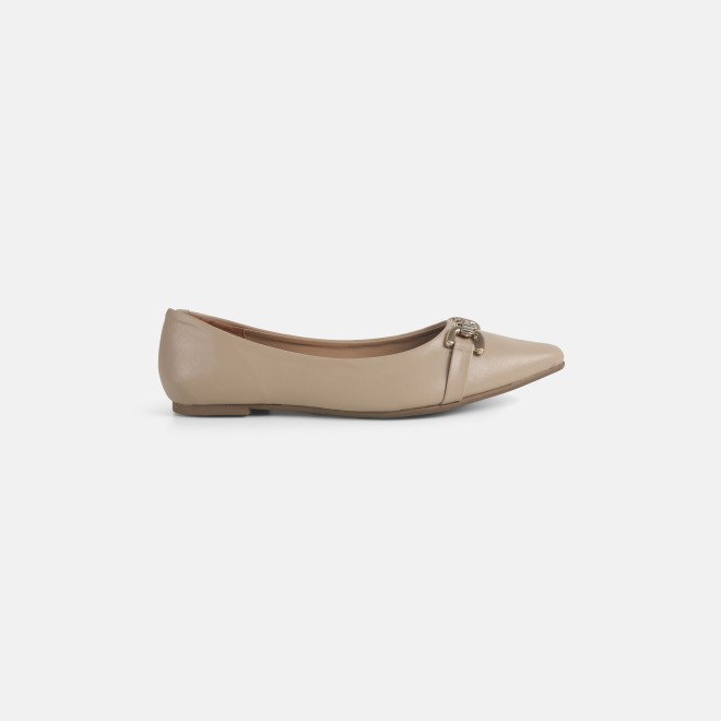 Mochi Women Beige Casual Ballerinas (SKU: 31-764-20-36)