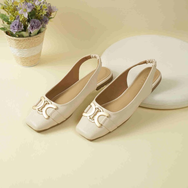 Mochi Women Off-white Casual Clogs (SKU: 31-765-66-36)