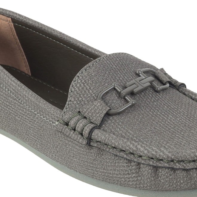 Mochi Women Green Casual Loafers (SKU: 31-805-21-36)