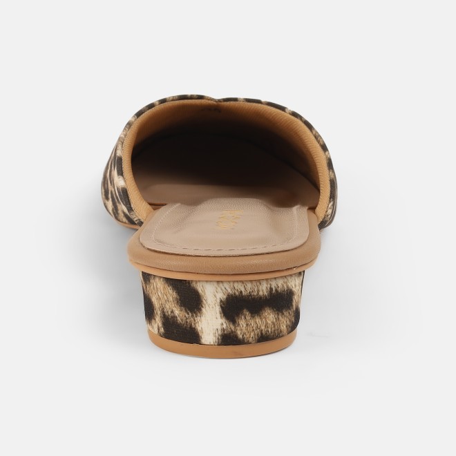 Mochi Women Beige Casual Slip Ons (SKU: 31-847-20-37)